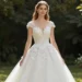 5 Romantic Wedding Dress Ideas For Soft Elegance That Steal Every Glance